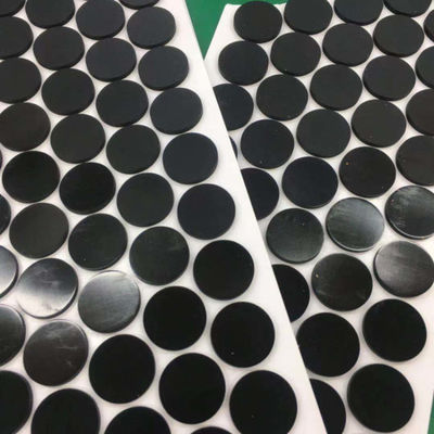 Op maat gemaakte siliconen pad voor vormverwerkingsservice Transparante zwarte maas rubberen voet