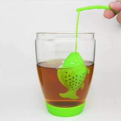 PORTABLE Eco Friendly Tea Infuser met herbruikbare siliconen zeef en multi-color
