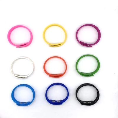 18cm lange siliconen sportarmband met vormservice en op maat gemaakte sieraden