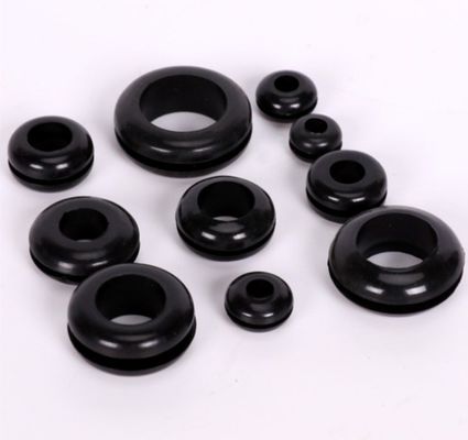 Gebruik van een van de volgende materialen voor de productie van rubber: