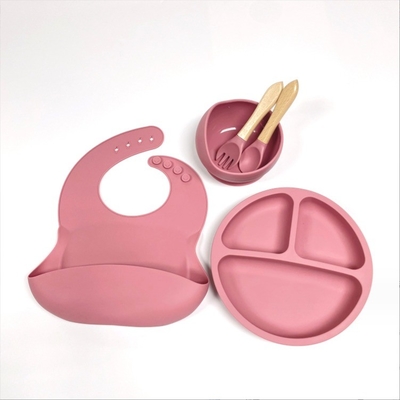 Silicone babyvoedingssets Bpa-vrij eetgerei type met kom fles lepel en Bib