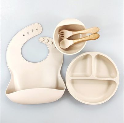 5pcs Eco-vriendelijke babyvoeding set siliconen zuigschalen borden lepel vork bib voor peuters