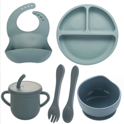 Geen Design Style Silicone voedingssets Volledig diner Plaat Bowl Cup Lepel Vork Spork voor baby's