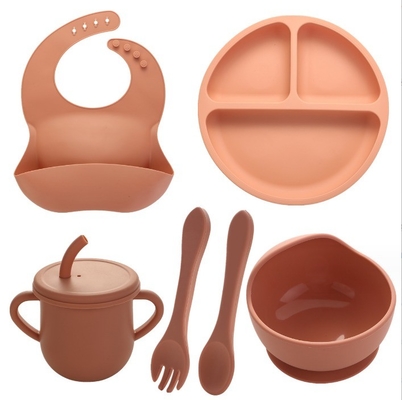Geen Design Style Silicone voedingssets Volledig diner Plaat Bowl Cup Lepel Vork Spork voor baby's
