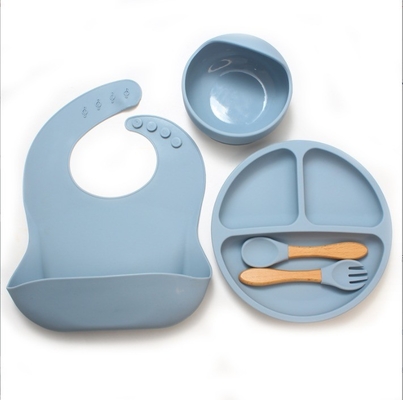 Geen Design Stijl Silicone tafelgerei voor baby 5pcs BPA Free Feeding Set Lepel Bowl