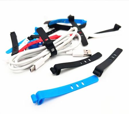 Kleurrijke siliconen bandkabelhouder organisator voor het vormen van voedselkwaliteit USB-kabels