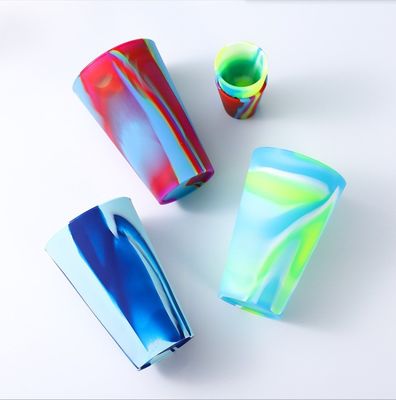 12oz aangepaste logo mokken siliconen materiaal geïsoleerde reis tumbler beker met handvat