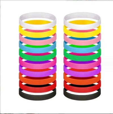 Gebruikersvriendelijk geïmpregneerde kleur gevulde siliconen polsband met logo